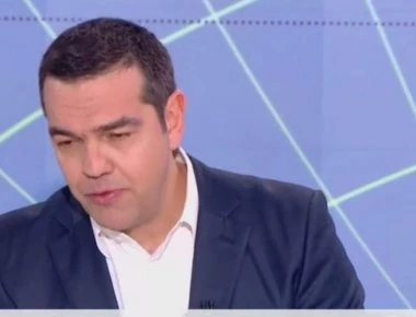 Γιατί ο Αλ. Τσίπρας κοιτάει κάτω δεξιά - Τι λέει η ψυχολογία